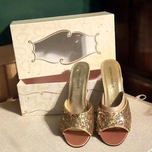 Vintage Victoria's Secret Hazelnut Beaded HourGlass Princess Slip on Pumps